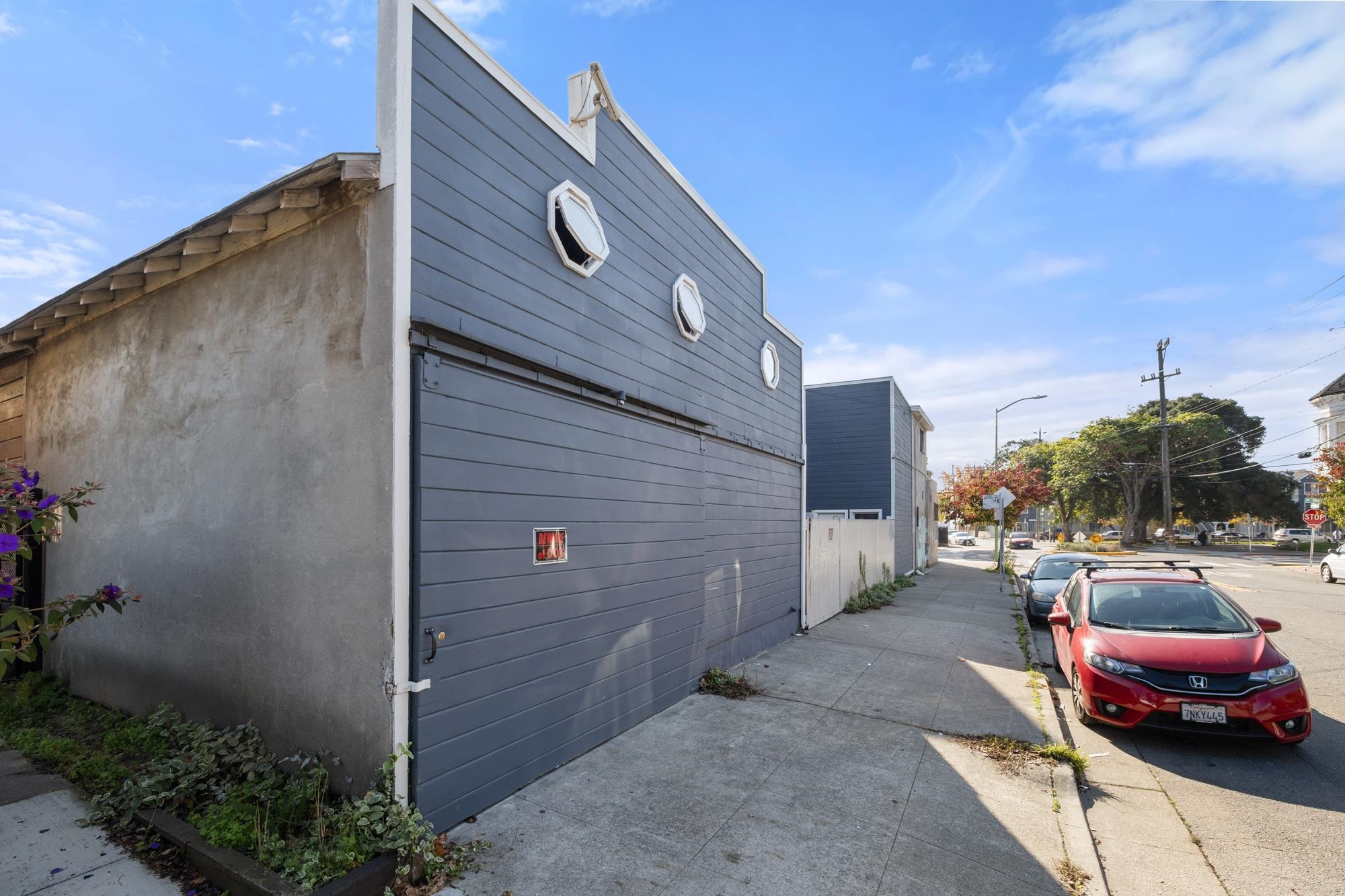 Detail Gallery Image 44 of 52 For 1746 8th Street, Oakland,  CA 94607 - 3 Beds | 1/1 Baths