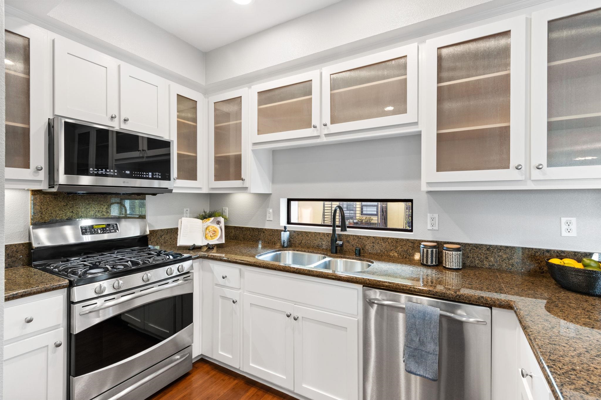 Photo #9: 41120215 Listing: Photo #9