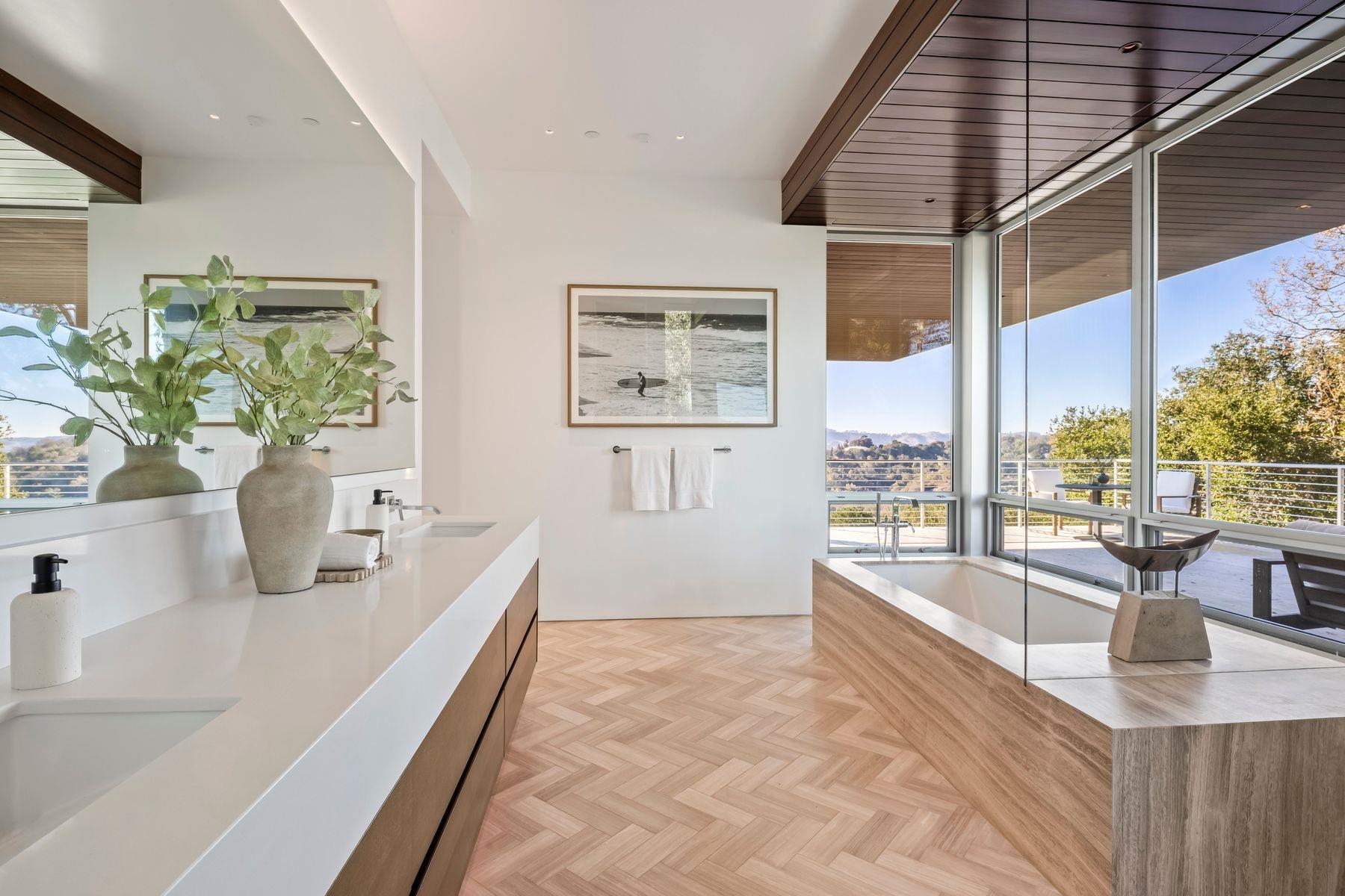 Detail Gallery Image 25 of 52 For , Orinda,  CA 94563 - 5 Beds | 4/1 Baths