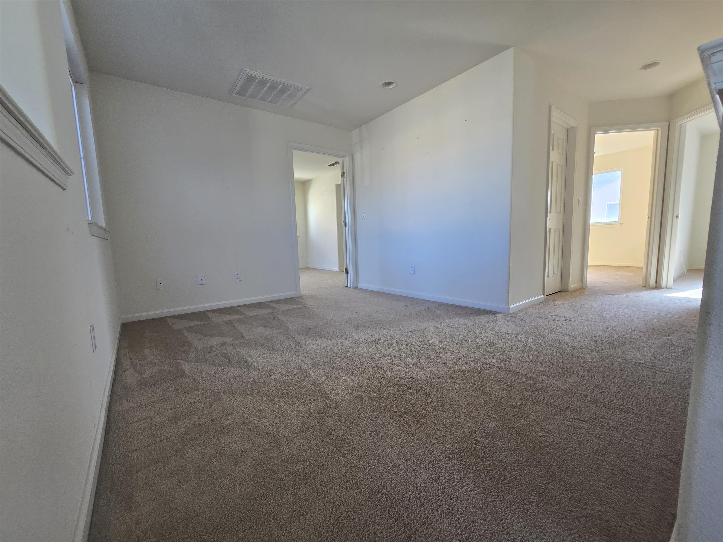 Detail Gallery Image 7 of 14 For 126 Lucy Ln, Richmond,  CA 94801 - 3 Beds | 2/1 Baths