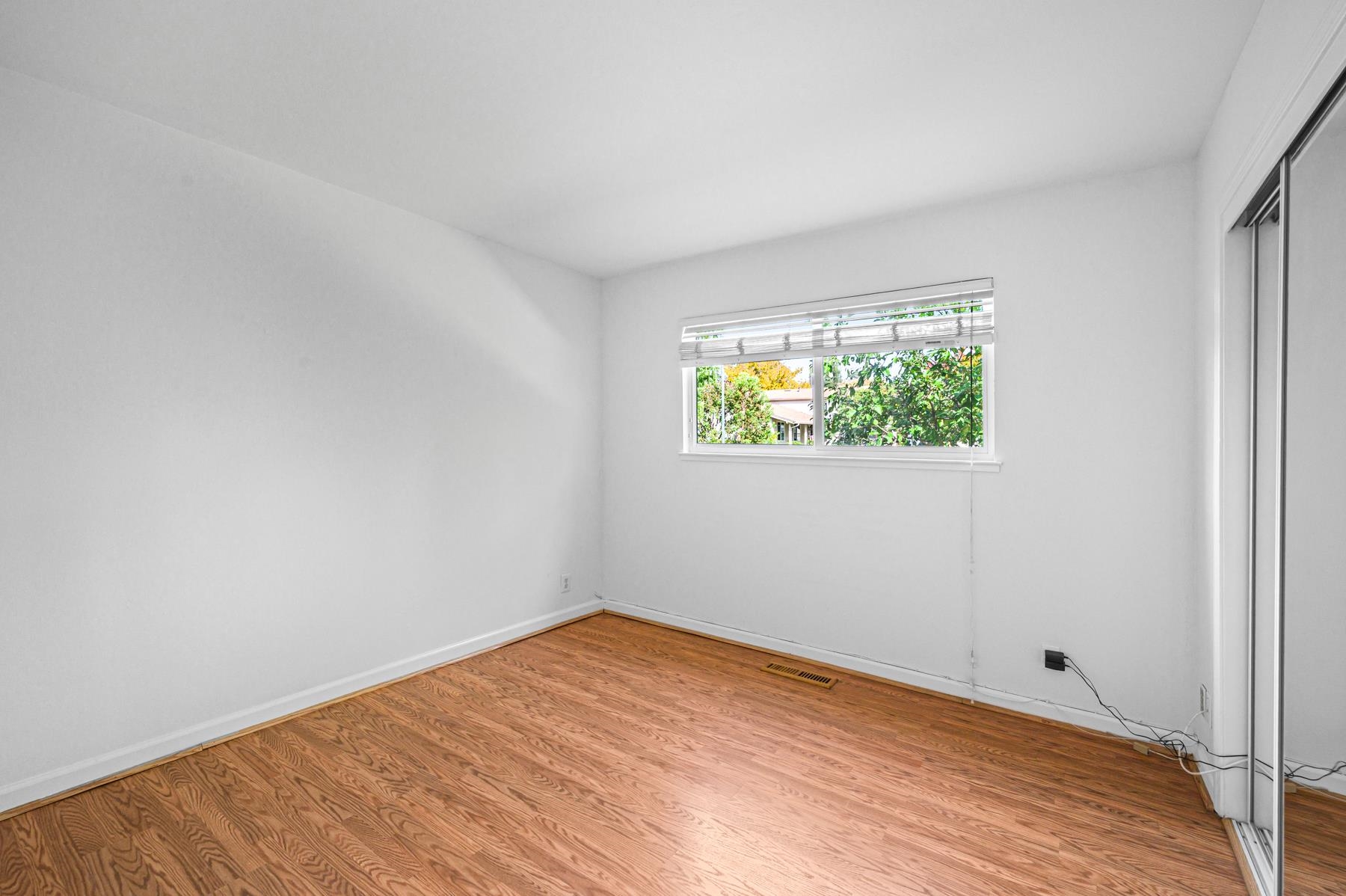 Detail Gallery Image 25 of 60 For 2463 Aarles Ct, Walnut Creek,  CA 94598 - 4 Beds | 2 Baths