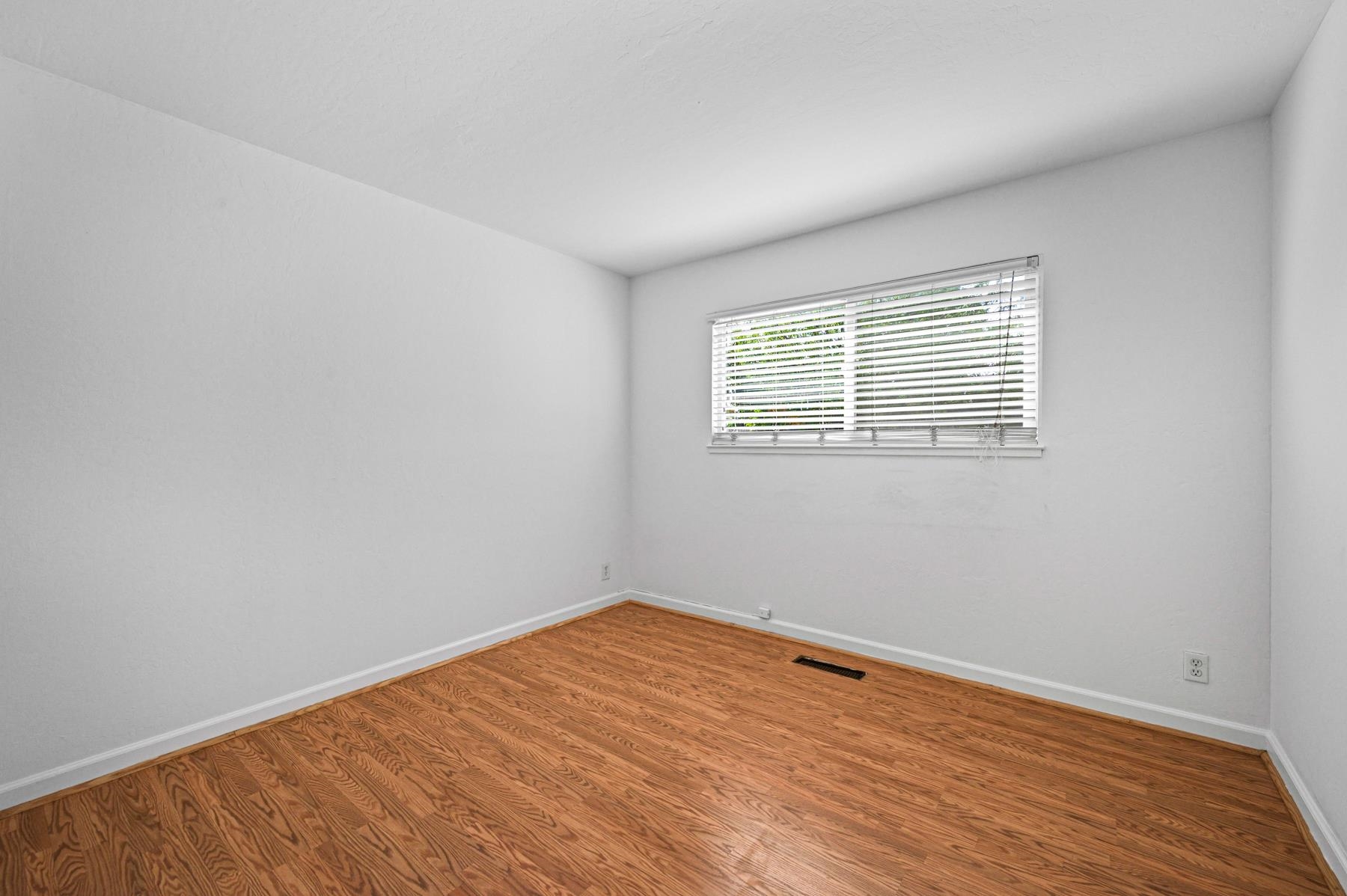 Detail Gallery Image 27 of 60 For 2463 Aarles Ct, Walnut Creek,  CA 94598 - 4 Beds | 2 Baths