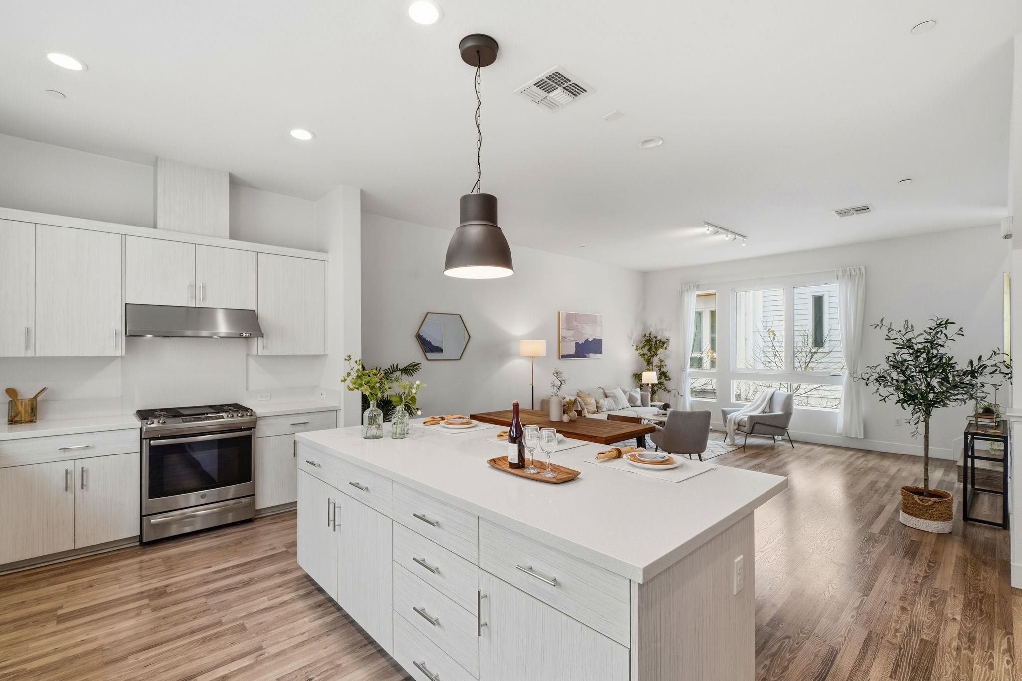 Photo #11: 41120222 Listing: Photo #11