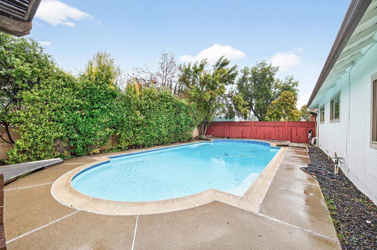 Detail Gallery Image 40 of 42 For 1059 Lakehurst Rd, Livermore,  CA 94551 - 4 Beds | 2 Baths