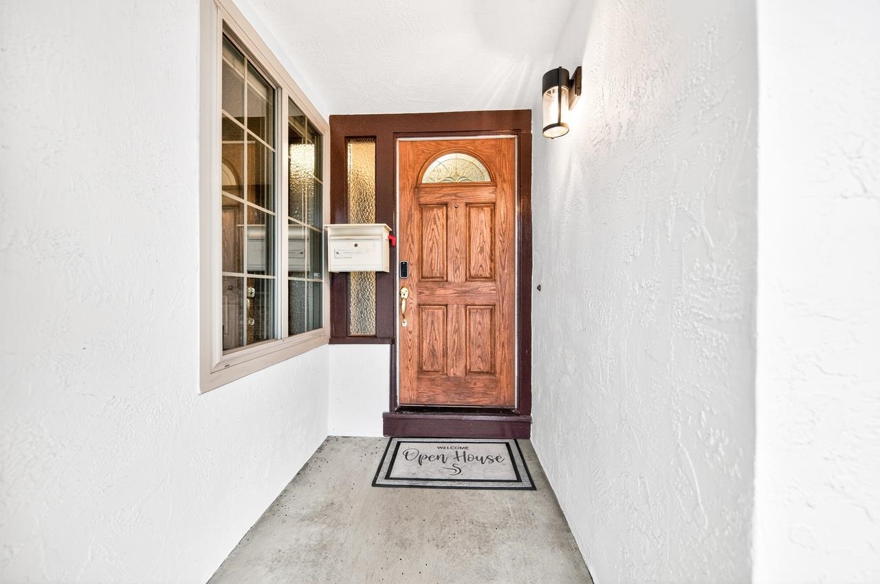 Detail Gallery Image 7 of 42 For 1059 Lakehurst Rd, Livermore,  CA 94551 - 4 Beds | 2 Baths