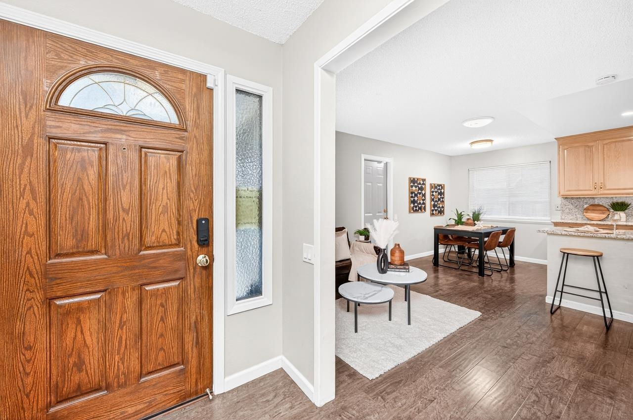 Detail Gallery Image 8 of 42 For 1059 Lakehurst Rd, Livermore,  CA 94551 - 4 Beds | 2 Baths