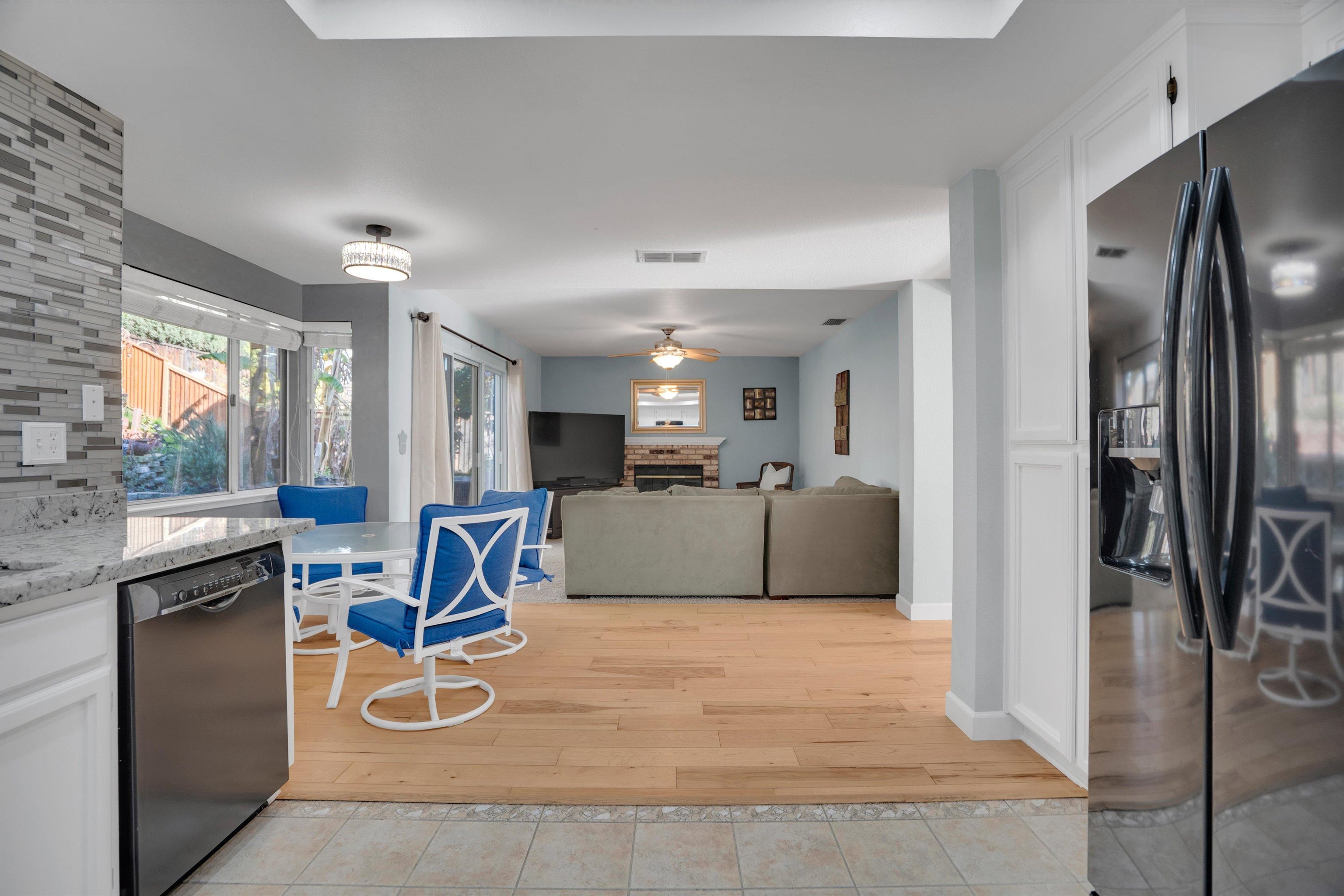 Detail Gallery Image 16 of 49 For 4401 Deermeadow Way, Antioch,  CA 94531 - 5 Beds | 2/1 Baths