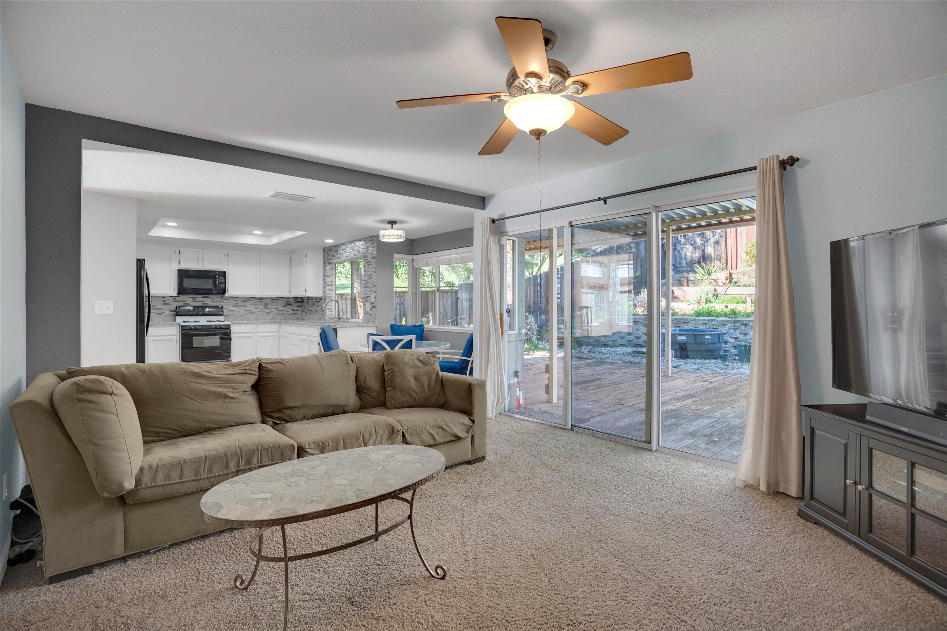 Detail Gallery Image 20 of 49 For 4401 Deermeadow Way, Antioch,  CA 94531 - 5 Beds | 2/1 Baths