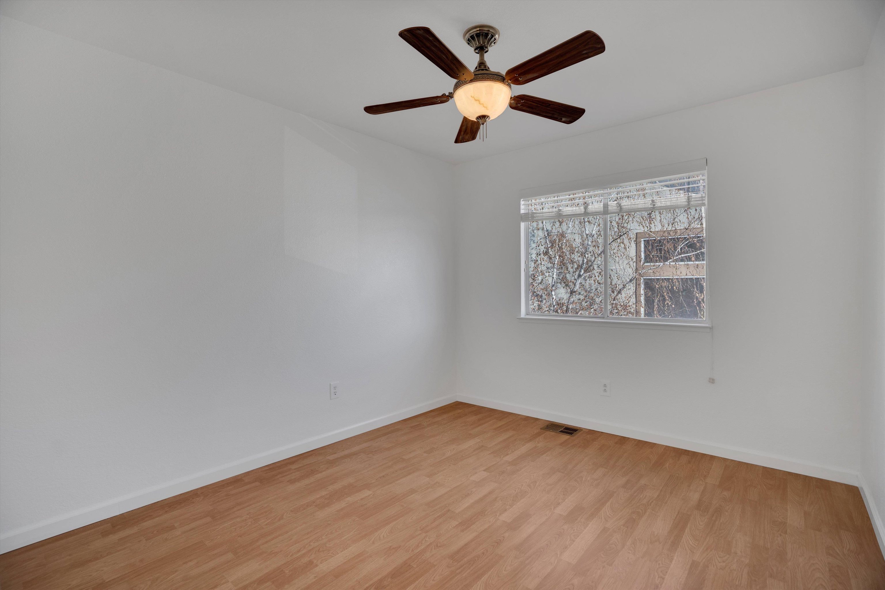 Detail Gallery Image 29 of 49 For 4401 Deermeadow Way, Antioch,  CA 94531 - 5 Beds | 2/1 Baths