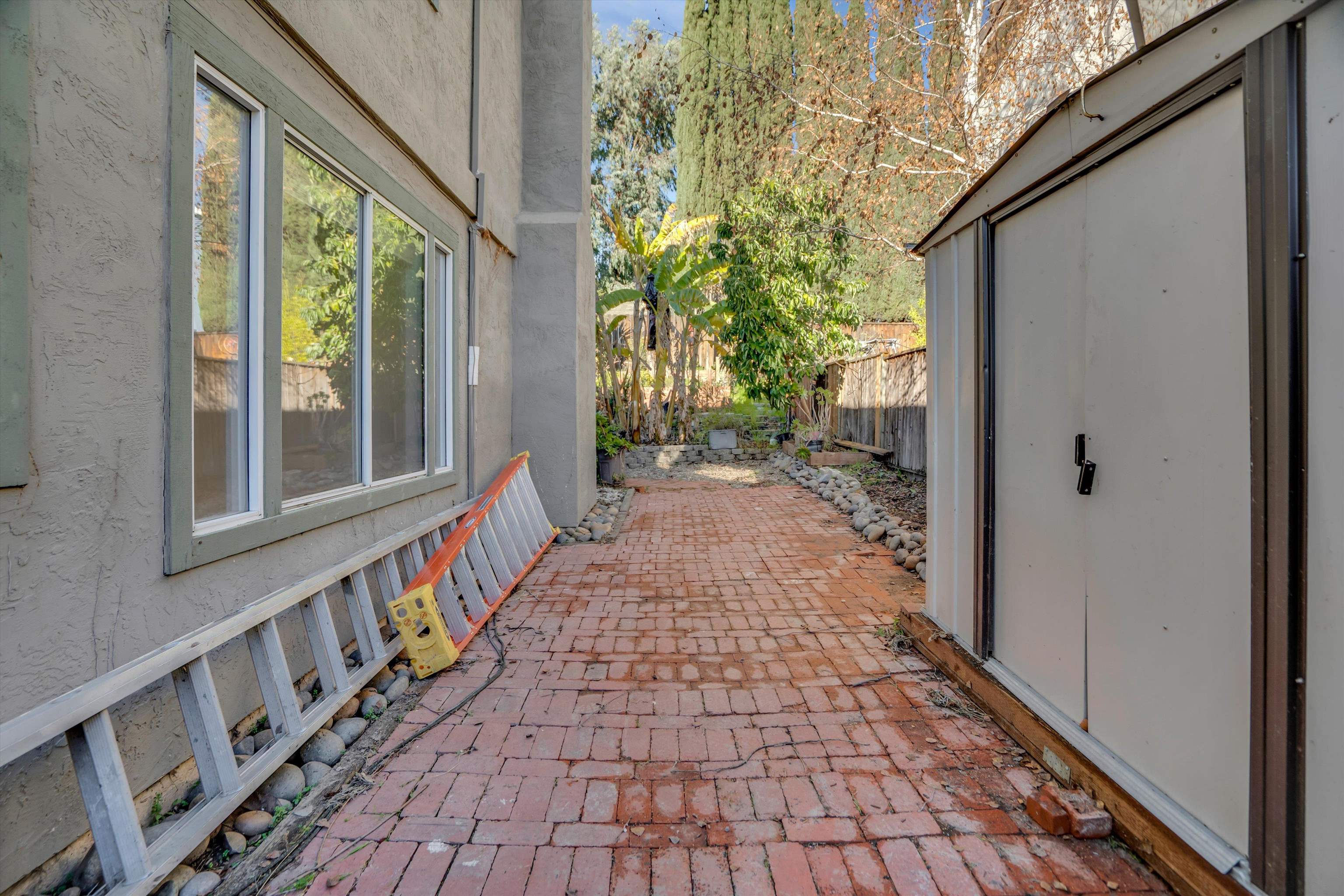 Detail Gallery Image 38 of 49 For 4401 Deermeadow Way, Antioch,  CA 94531 - 5 Beds | 2/1 Baths