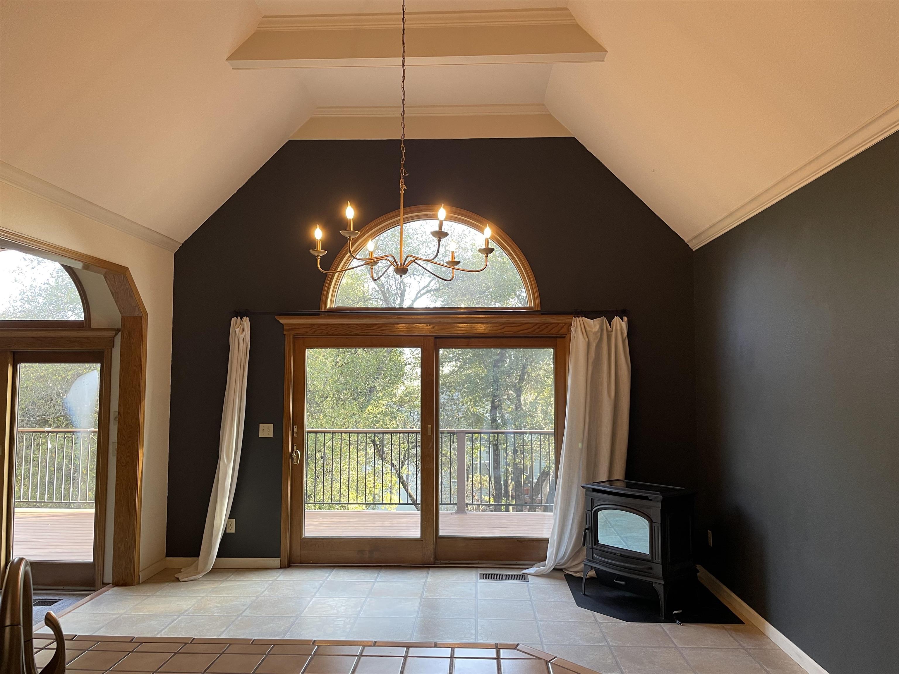 Detail Gallery Image 11 of 48 For 20965 O'brien Ct., Sonora,  CA 95370 - 4 Beds | 3/1 Baths