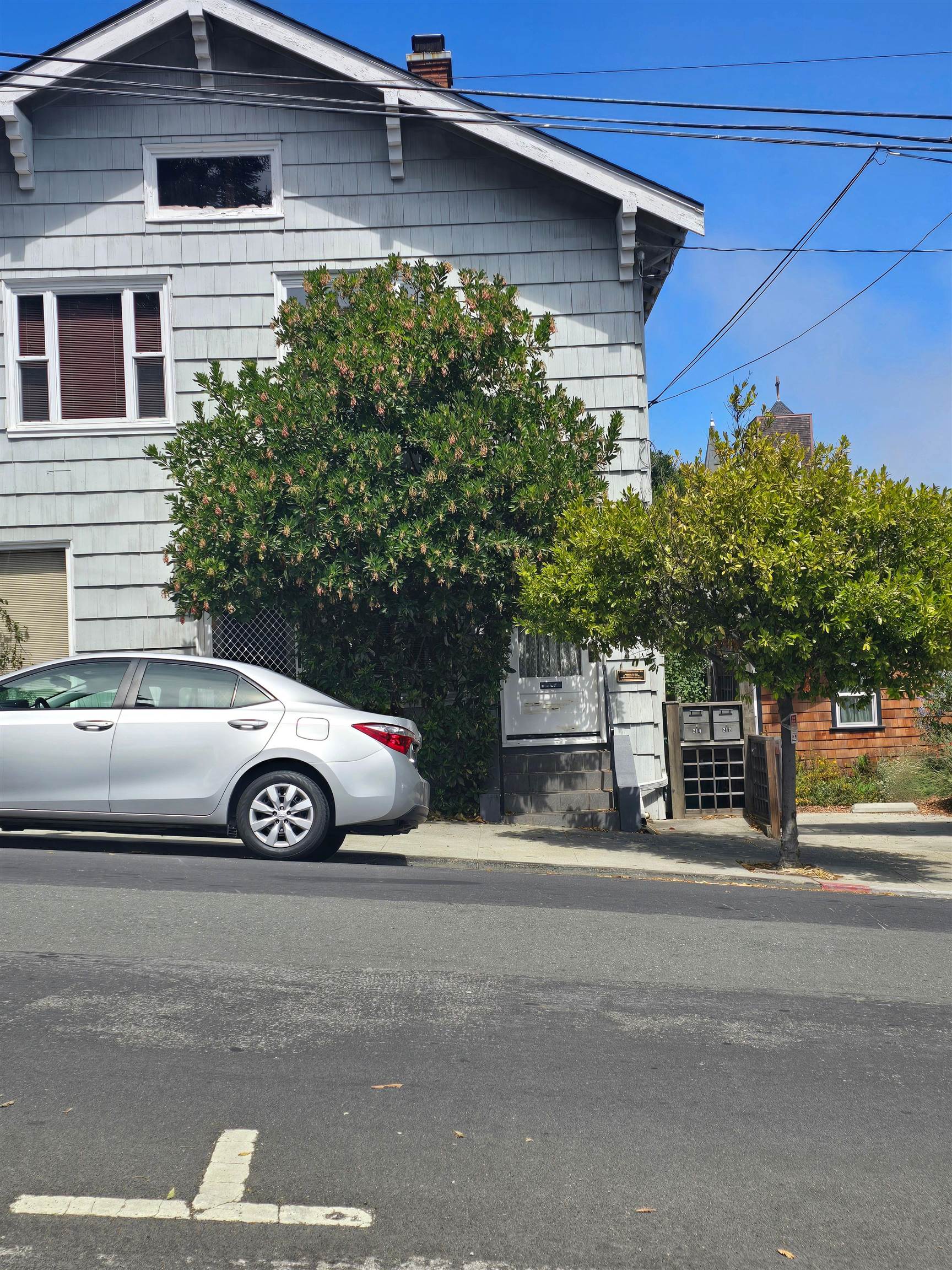 Detail Gallery Image 2 of 9 For 216 Washington Avenue, Richmond,  CA 94801 - 1 Beds | 1 Baths