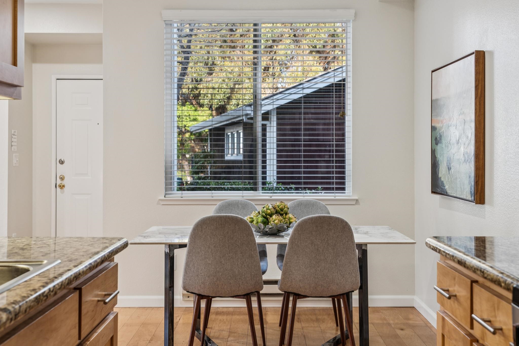 Photo #10: 41120235 Listing: Photo #10