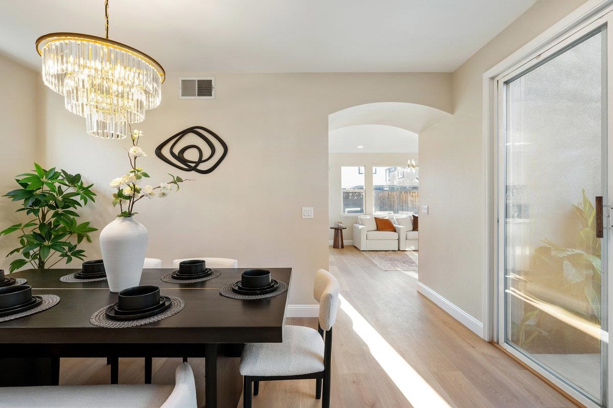 Detail Gallery Image 16 of 53 For 1677 Green Springs Ct, Tracy,  CA 95377 - 5 Beds | 4 Baths