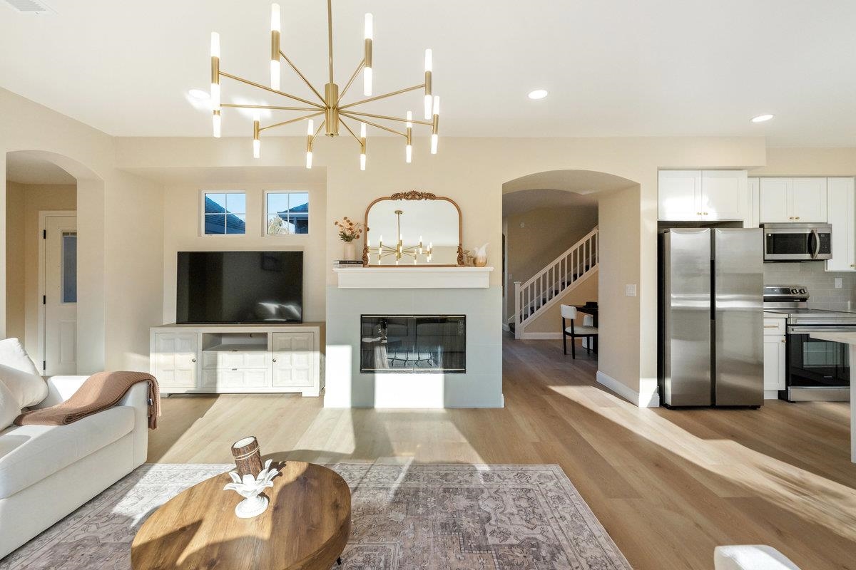 Detail Gallery Image 3 of 53 For 1677 Green Springs Ct, Tracy,  CA 95377 - 5 Beds | 4 Baths