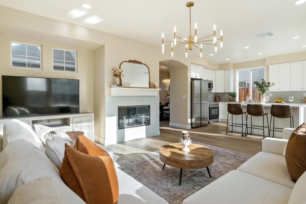 Detail Gallery Image 5 of 53 For 1677 Green Springs Ct, Tracy,  CA 95377 - 5 Beds | 4 Baths