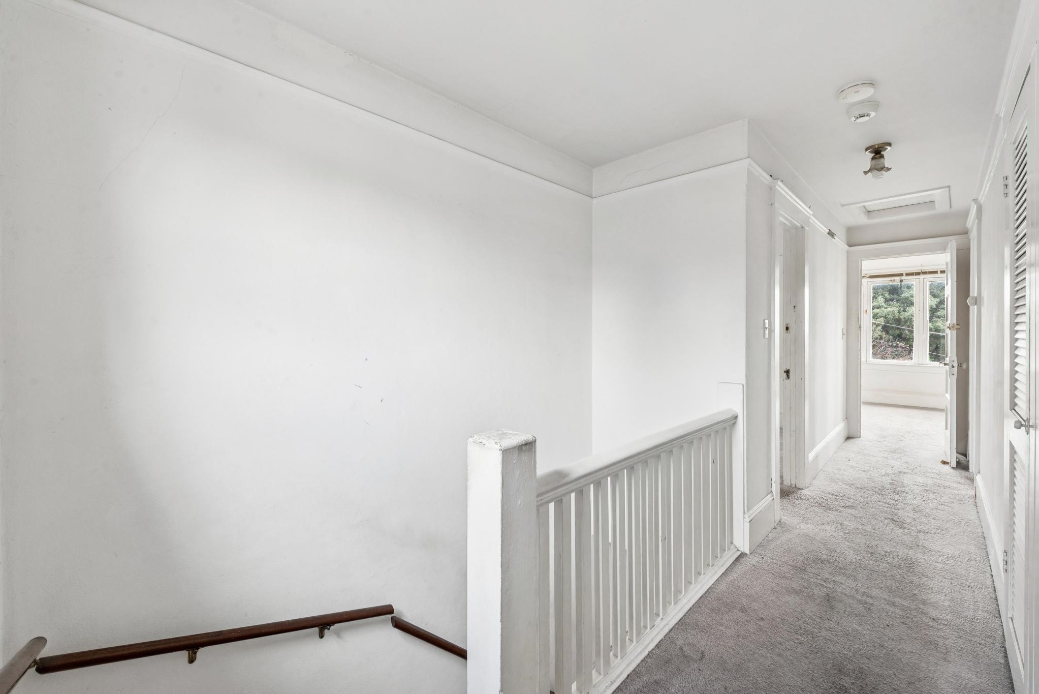 Detail Gallery Image 31 of 58 For 5765 Manila Ave, Oakland,  CA 94618 - 4 Beds | 1/1 Baths