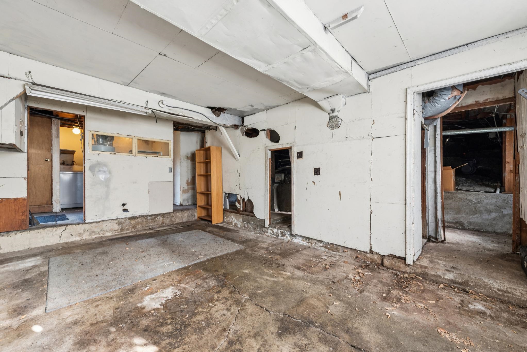 Detail Gallery Image 54 of 58 For 5765 Manila Ave, Oakland,  CA 94618 - 4 Beds | 1/1 Baths