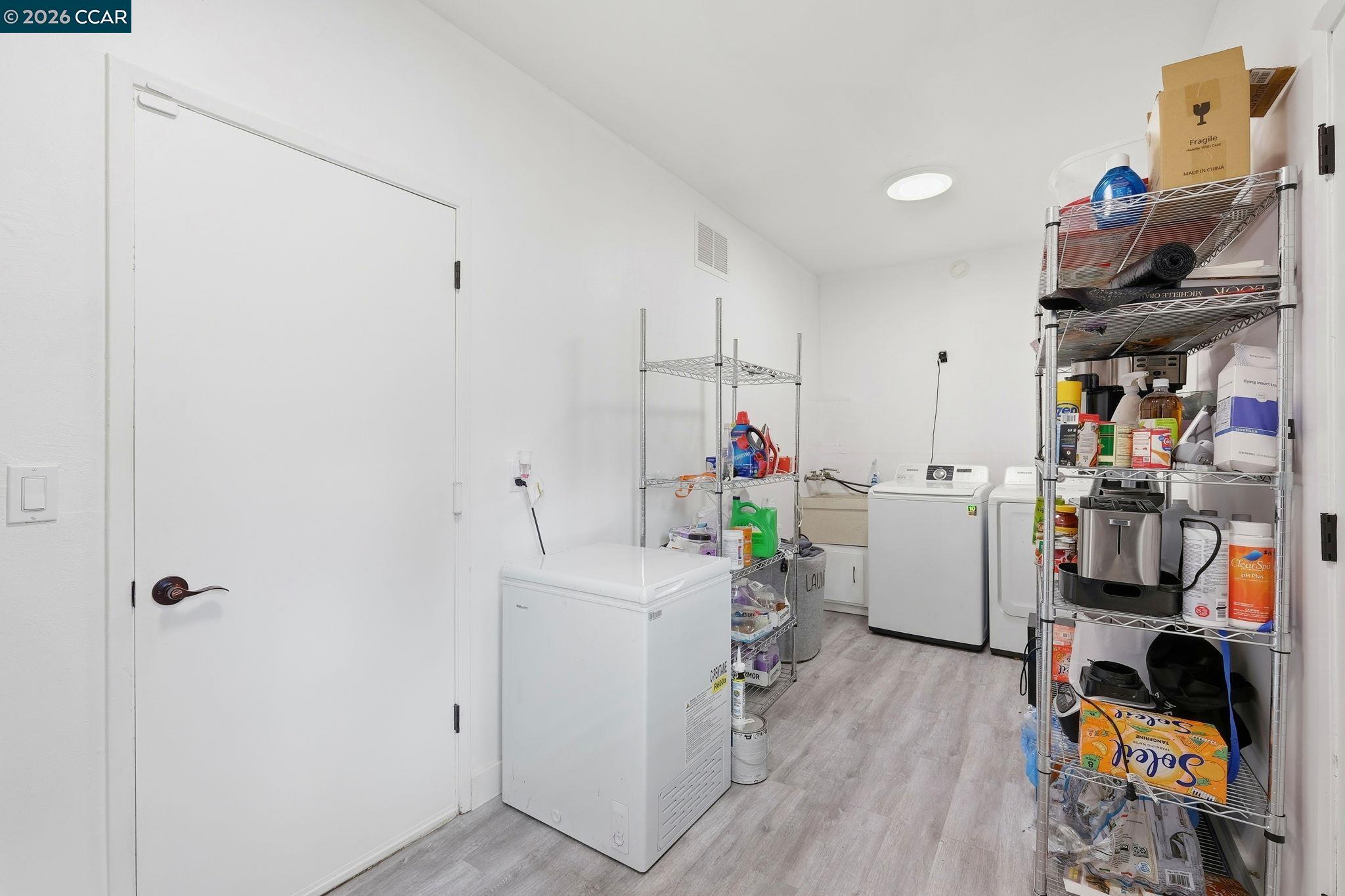 Detail Gallery Image 24 of 29 For 1760 Elmhurst Ln, Concord,  CA 94521 - 4 Beds | 2 Baths