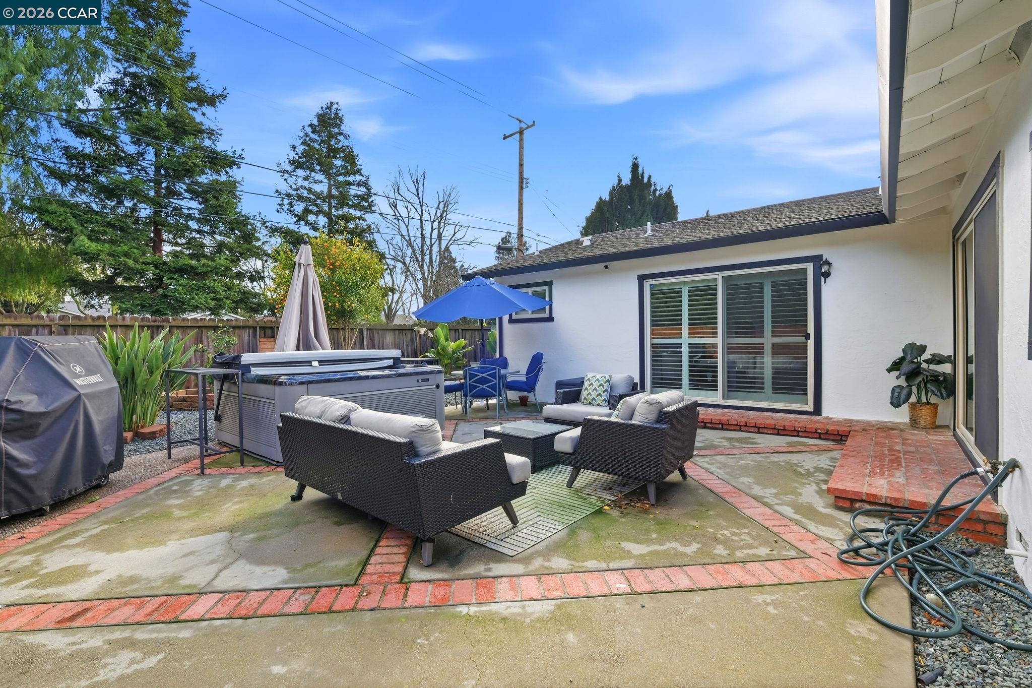 Detail Gallery Image 26 of 29 For 1760 Elmhurst Ln, Concord,  CA 94521 - 4 Beds | 2 Baths