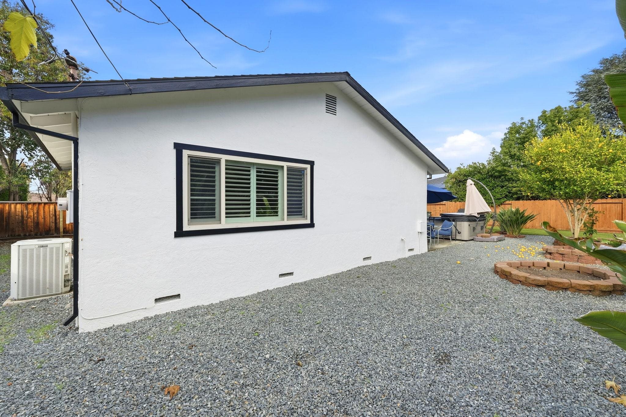 Detail Gallery Image 30 of 30 For 1760 Elmhurst Ln, Concord,  CA 94521 - 4 Beds | 2 Baths