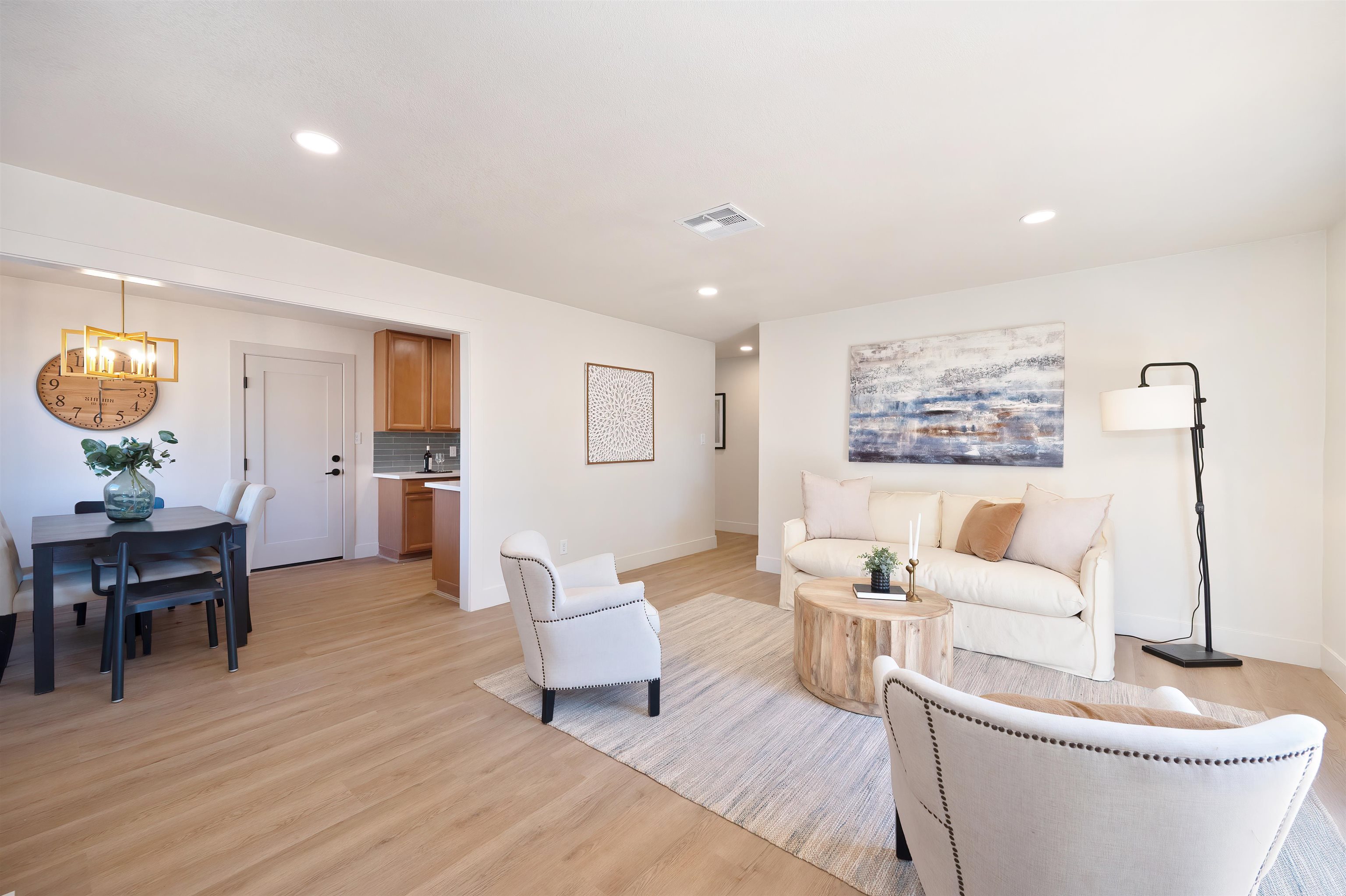 Detail Gallery Image 11 of 24 For 1812 Wildwood Way, Roseville,  CA 95661 - 3 Beds | 2 Baths