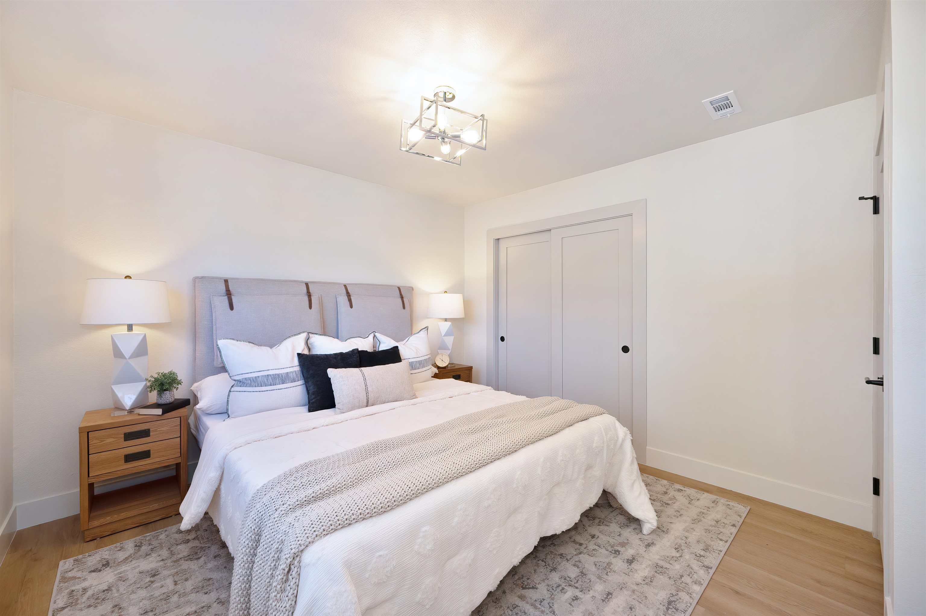 Detail Gallery Image 16 of 24 For 1812 Wildwood Way, Roseville,  CA 95661 - 3 Beds | 2 Baths