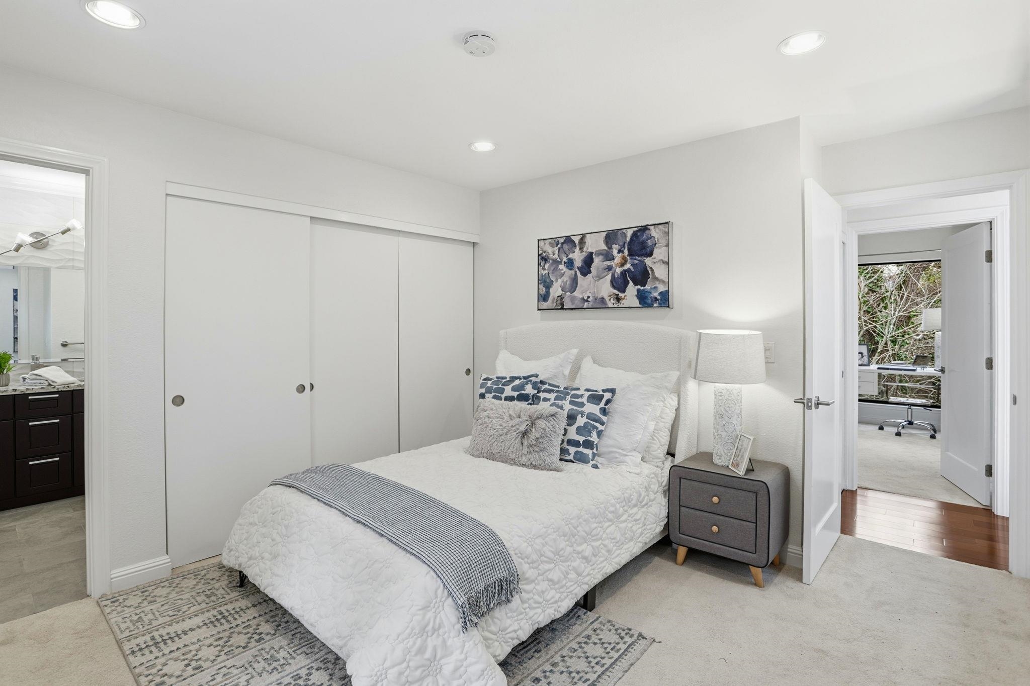 Detail Gallery Image 22 of 45 For 10900 Lucky Oak St, Cupertino,  CA 95014 - 3 Beds | 3/1 Baths