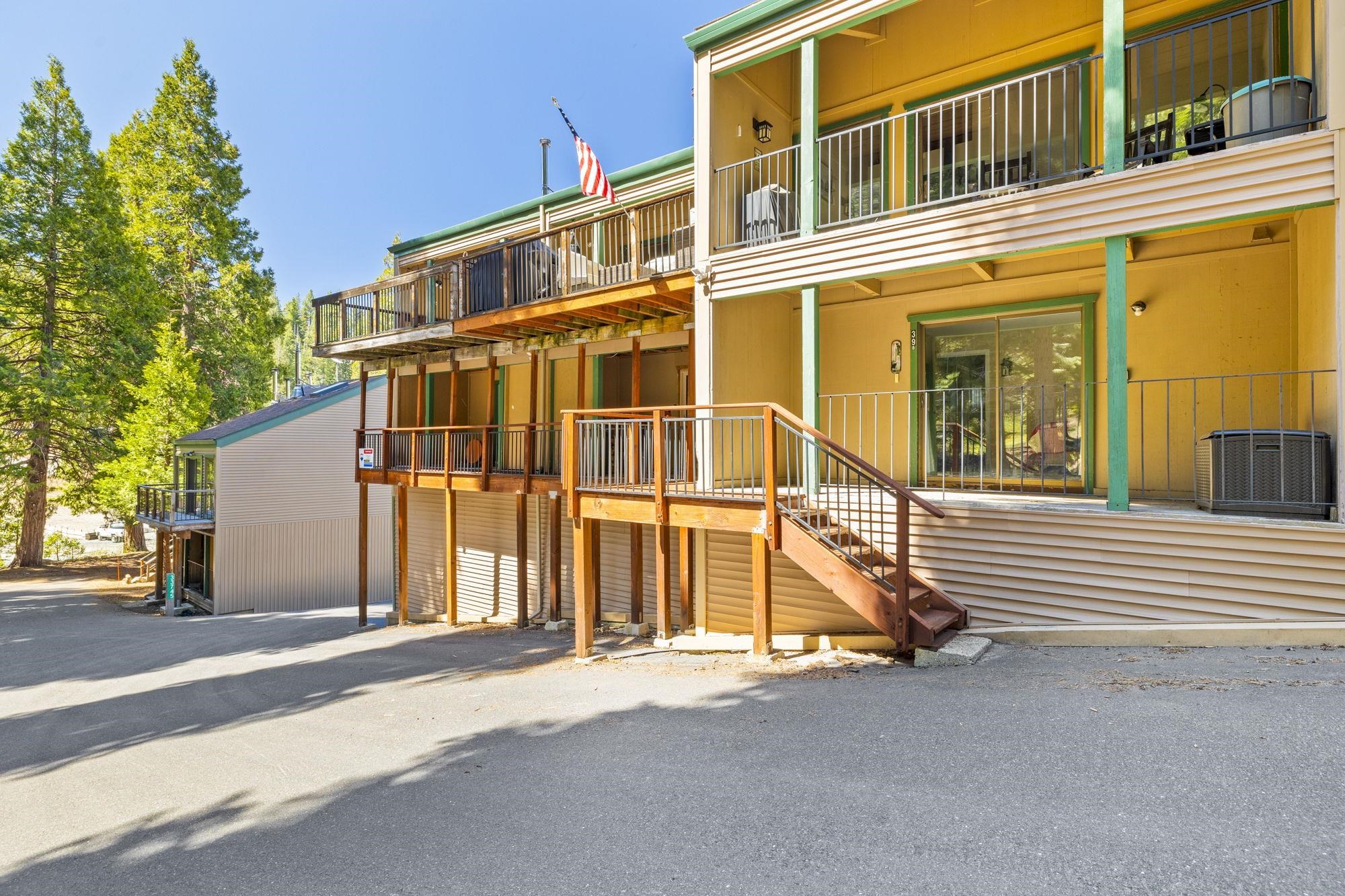 Detail Gallery Image 25 of 39 For 33757 Upper Leland Rd #B,  Pinecrest,  CA 95364 - 3 Beds | 2 Baths