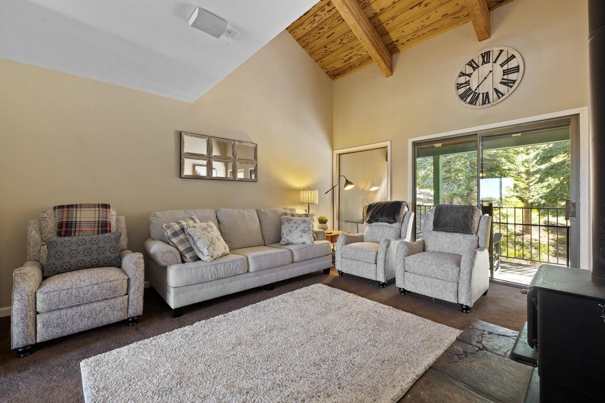 Detail Gallery Image 28 of 39 For 33757 Upper Leland Rd #B,  Pinecrest,  CA 95364 - 3 Beds | 2 Baths