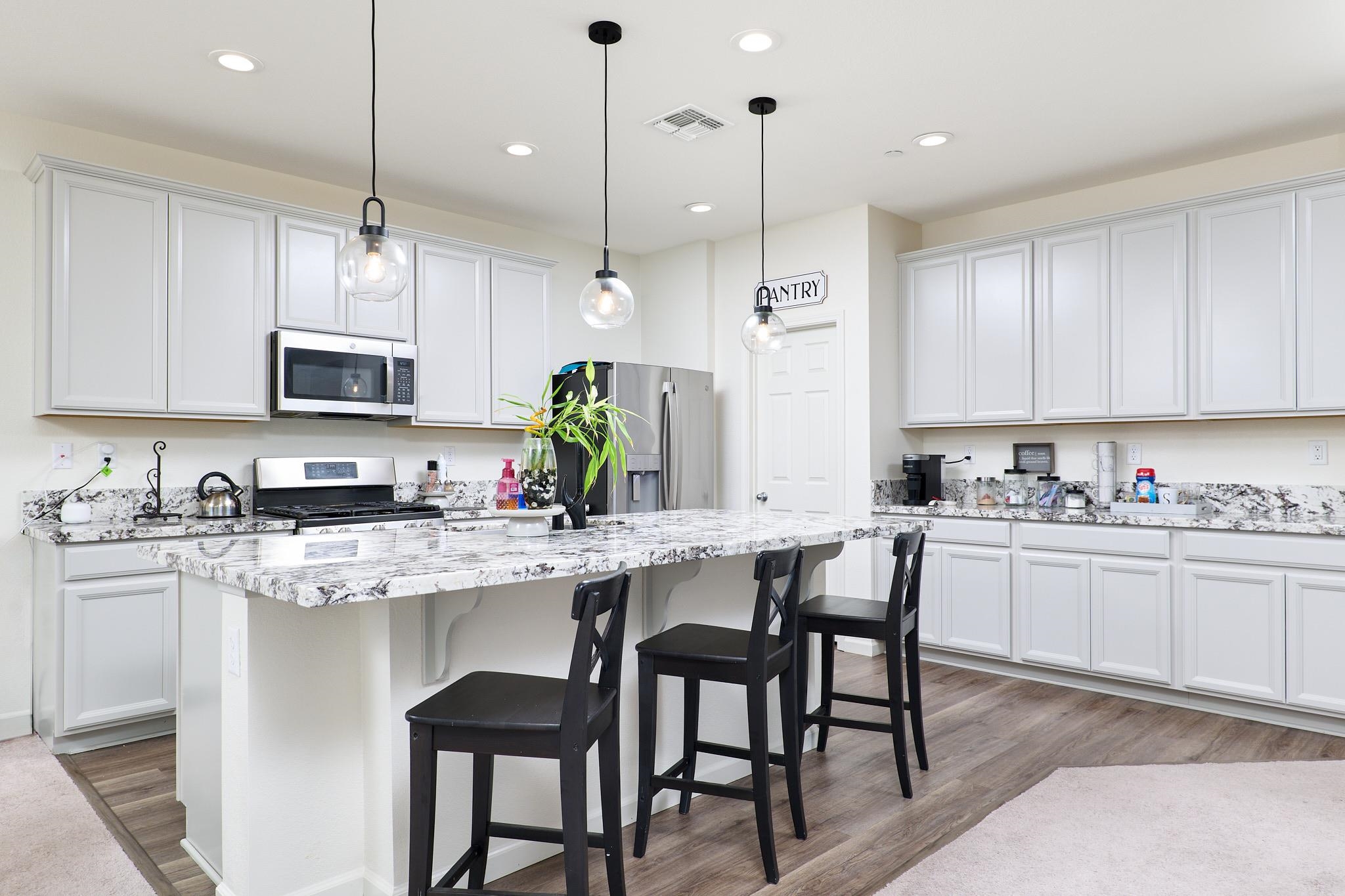 Detail Gallery Image 7 of 29 For 4517 Goode St, Antioch,  CA 94531 - 4 Beds | 3 Baths