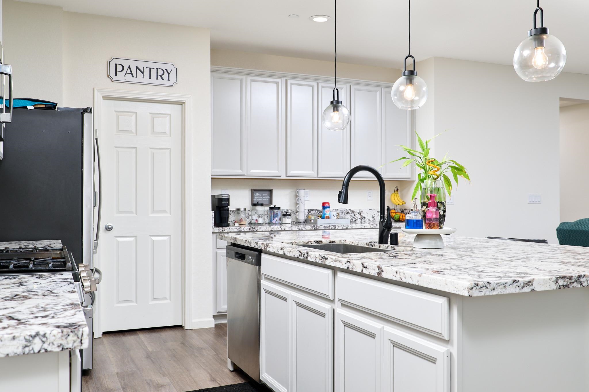 Detail Gallery Image 8 of 29 For 4517 Goode St, Antioch,  CA 94531 - 4 Beds | 3 Baths