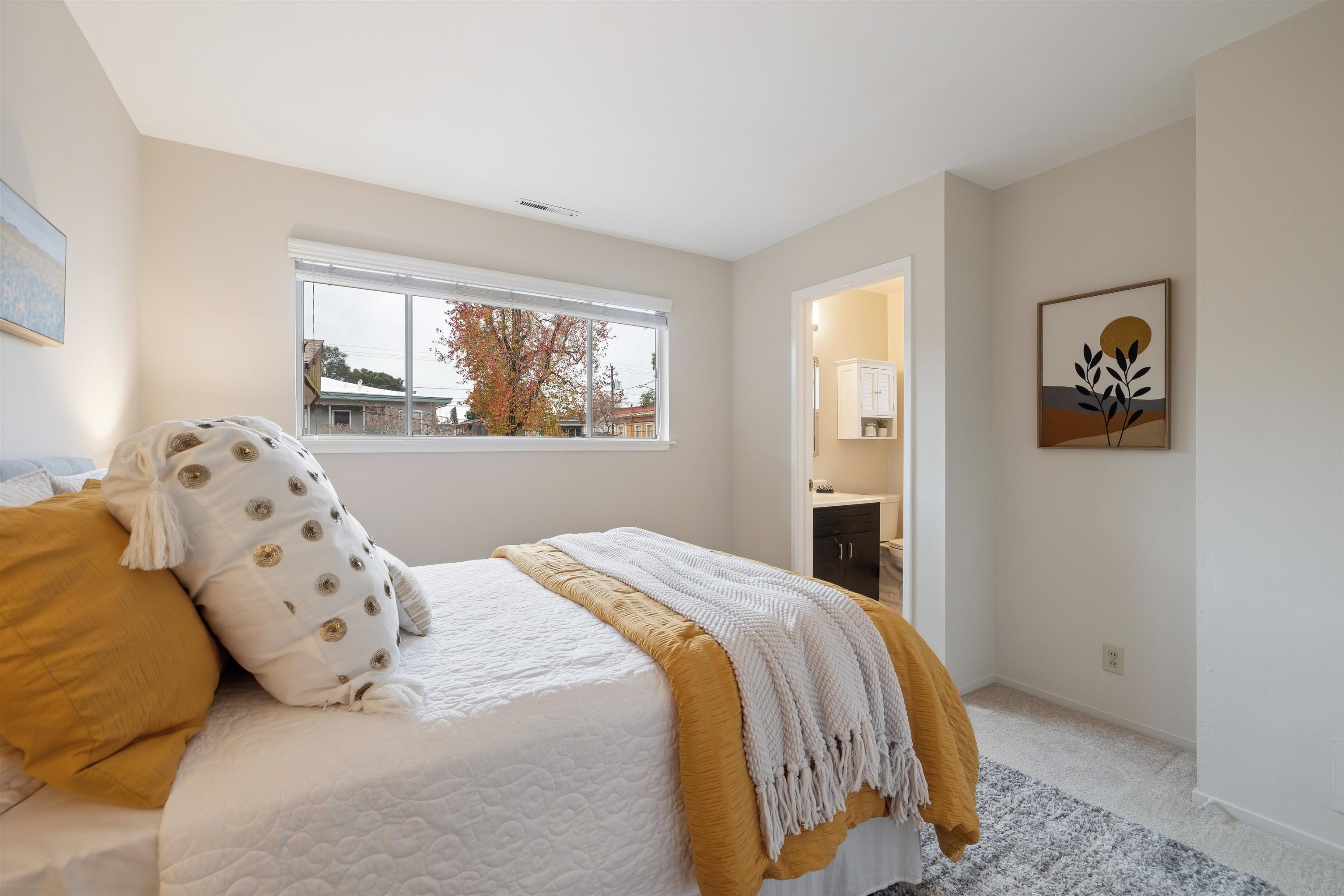 Photo #9: 41120252 Listing: Photo #9