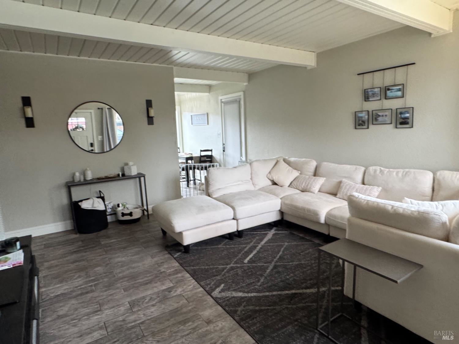 Detail Gallery Image 7 of 12 For 469 La Jolla St, Vallejo,  CA 94591 - 3 Beds | 1 Baths