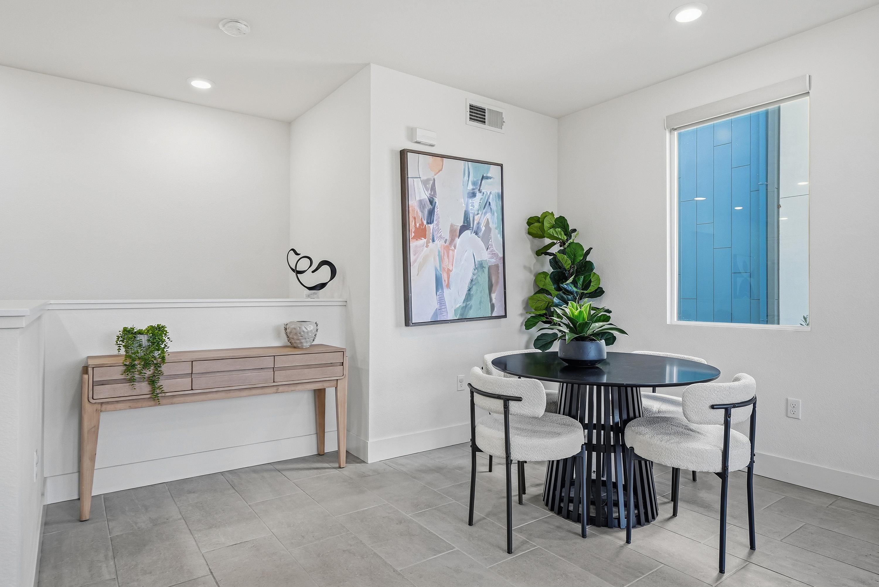 Detail Gallery Image 13 of 38 For 45235 Wisdom Rd. #1000,  Fremont,  CA 94538 - 3 Beds | 3 Baths