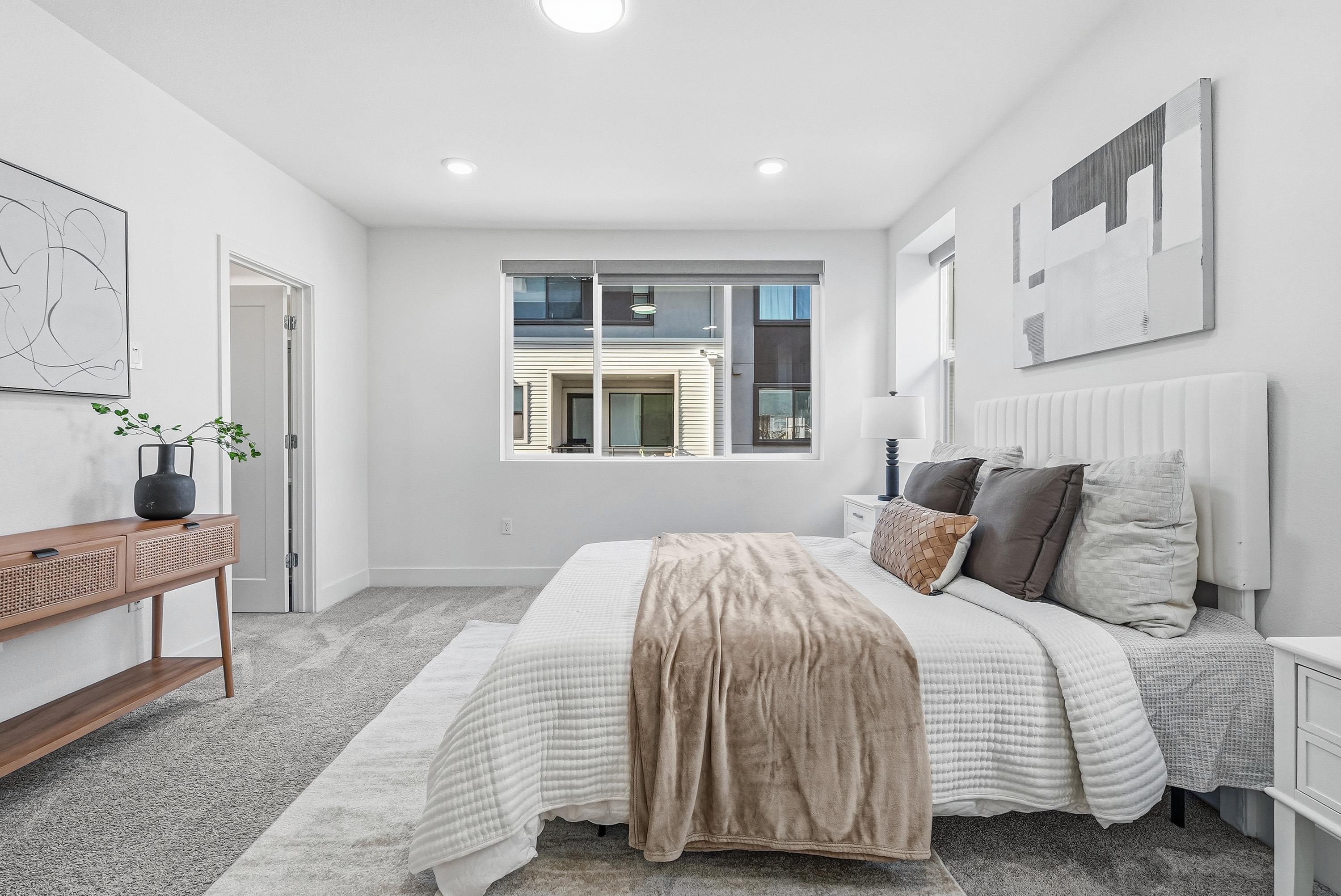 Detail Gallery Image 15 of 38 For 45235 Wisdom Rd. #1000,  Fremont,  CA 94538 - 3 Beds | 3 Baths