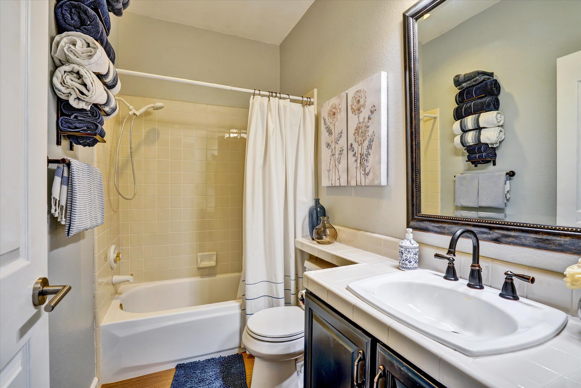 Detail Gallery Image 24 of 45 For 36 Savona Court, Danville,  CA 94526 - 4 Beds | 3 Baths