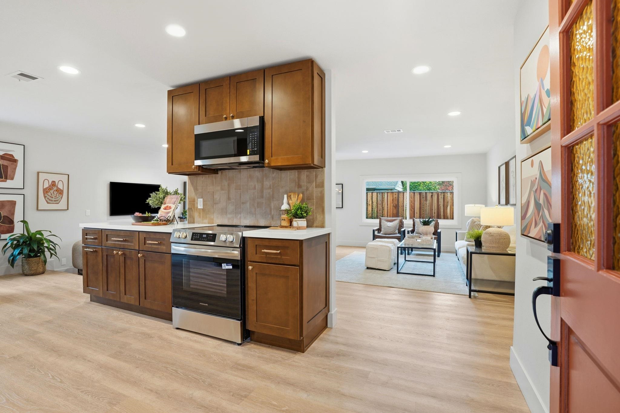 Detail Gallery Image 14 of 39 For 1400 Whitman Rd, Concord,  CA 94518 - 3 Beds | 2 Baths