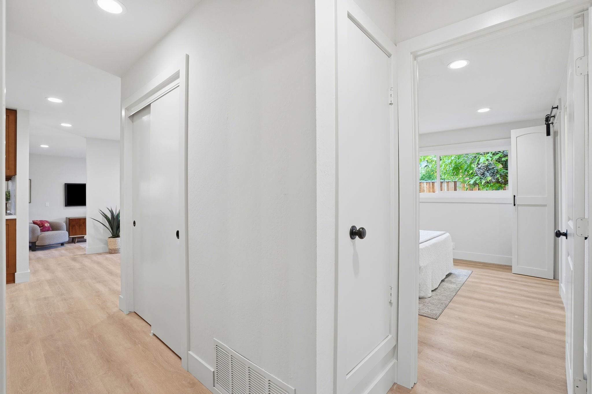 Detail Gallery Image 21 of 39 For 1400 Whitman Rd, Concord,  CA 94518 - 3 Beds | 2 Baths