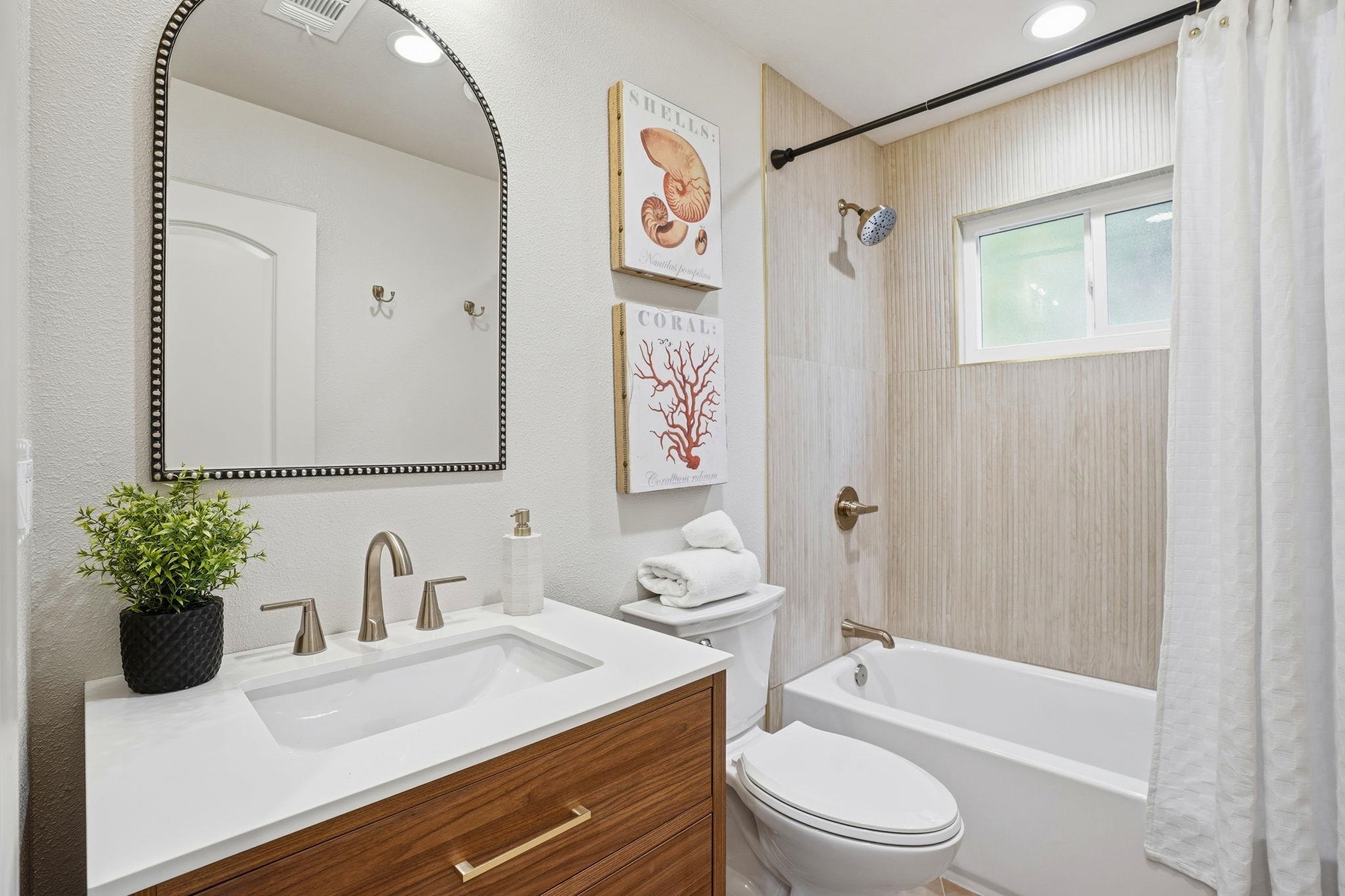Detail Gallery Image 30 of 39 For 1400 Whitman Rd, Concord,  CA 94518 - 3 Beds | 2 Baths