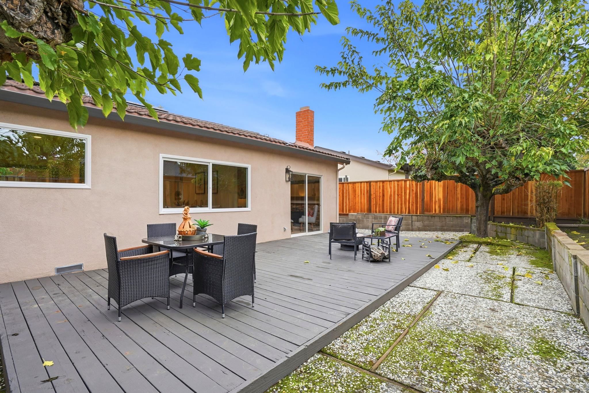 Detail Gallery Image 34 of 39 For 1400 Whitman Rd, Concord,  CA 94518 - 3 Beds | 2 Baths