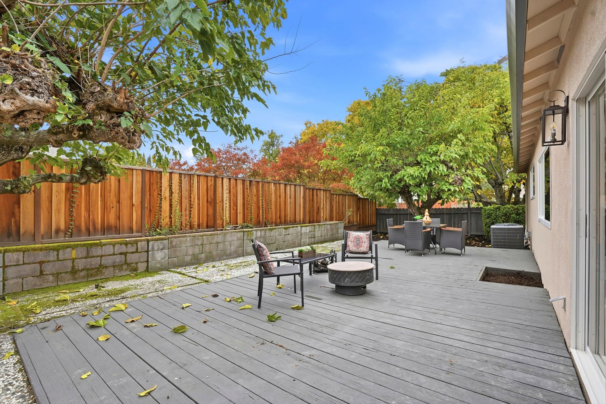 Detail Gallery Image 36 of 39 For 1400 Whitman Rd, Concord,  CA 94518 - 3 Beds | 2 Baths