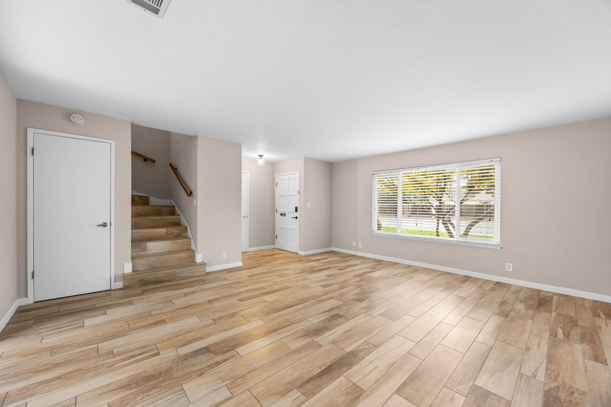 Detail Gallery Image 13 of 39 For 1819 Wildbrook Ct #D,  Concord,  CA 94521 - 3 Beds | 2 Baths