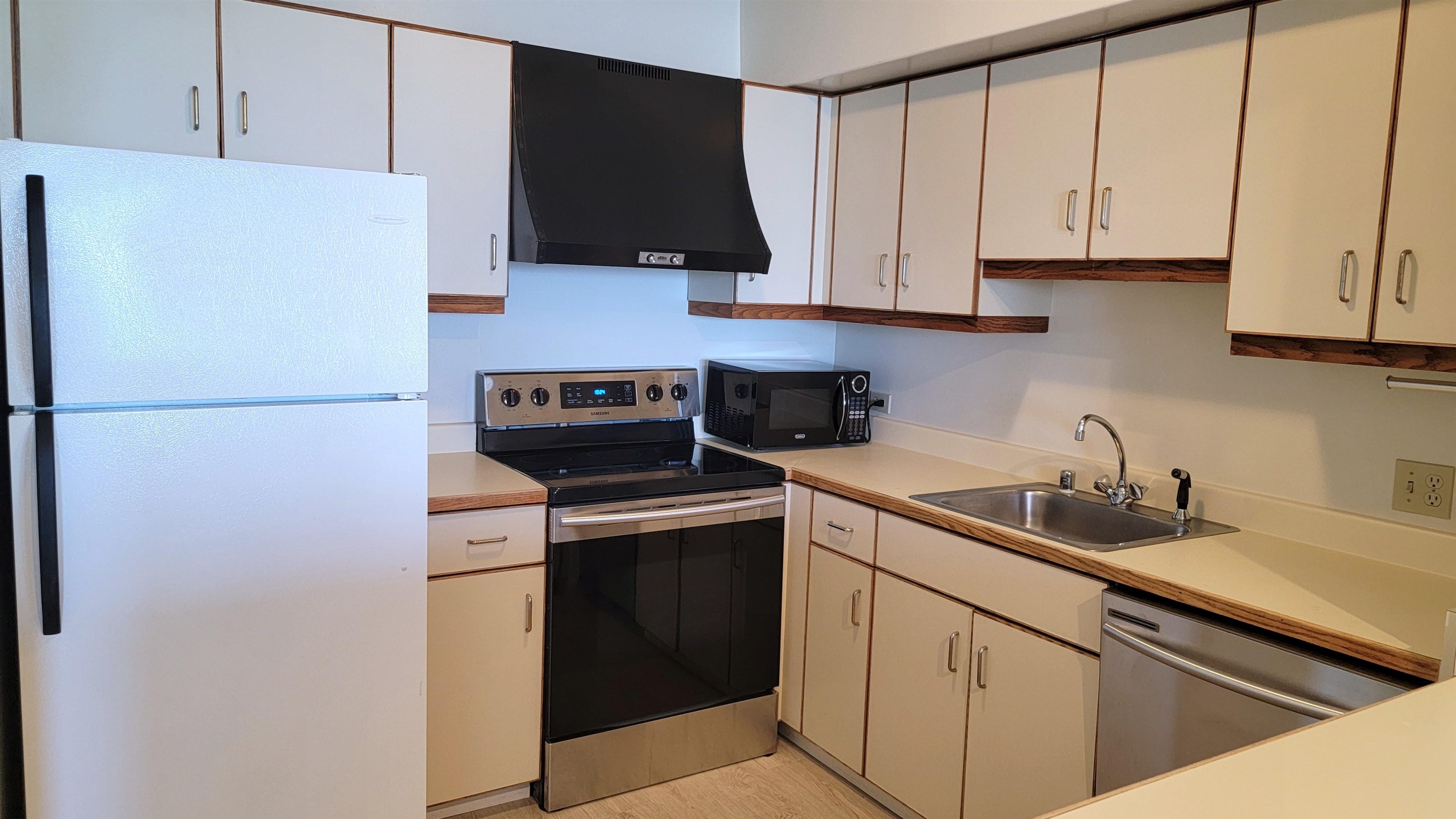 Photo #8: 41120277 Listing: Photo #8