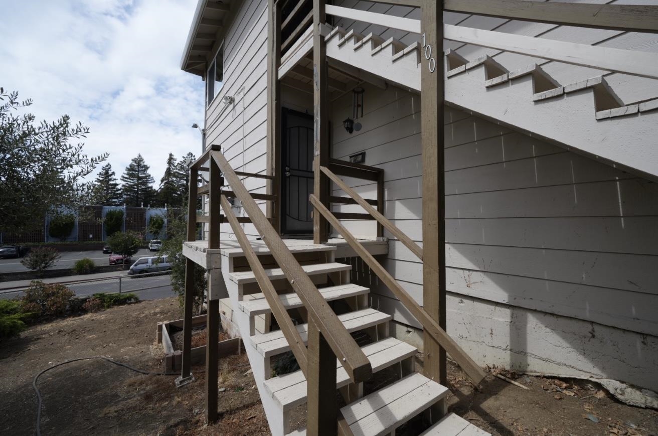 Detail Gallery Image 5 of 23 For 100 Carolina St. a,  Vallejo,  CA 94590 - 2 Beds | 1 Baths