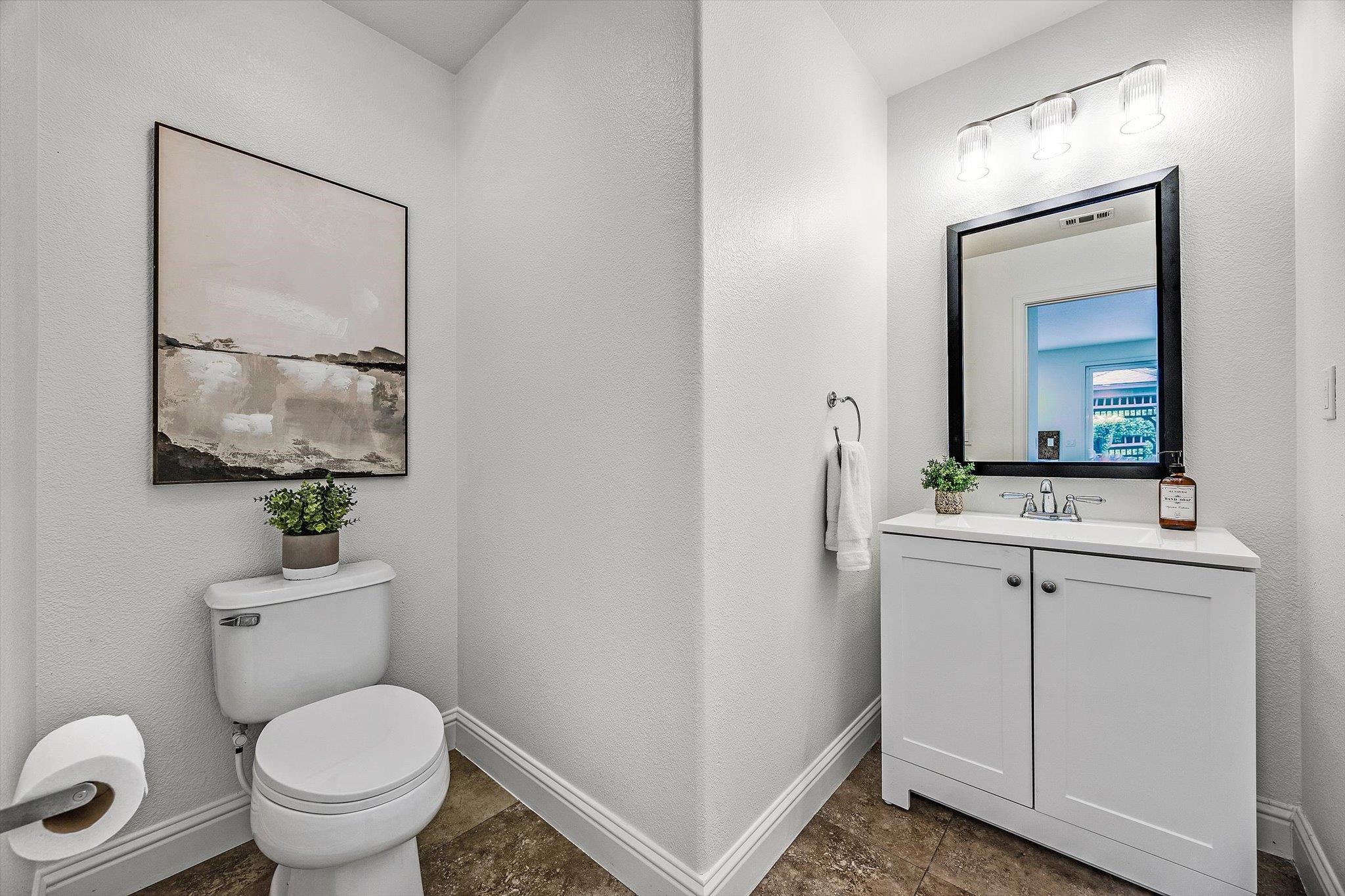 Detail Gallery Image 16 of 56 For 4726 Dandelion Loop, Tracy,  CA 95377 - 4 Beds | 2/1 Baths