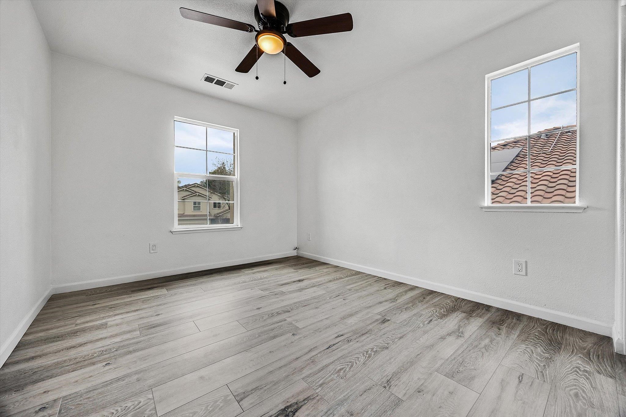 Detail Gallery Image 22 of 56 For 4726 Dandelion Loop, Tracy,  CA 95377 - 4 Beds | 2/1 Baths
