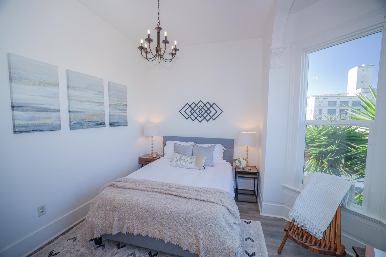 Detail Gallery Image 11 of 45 For 1432 Union St, Oakland,  CA 94607 - – Beds | – Baths