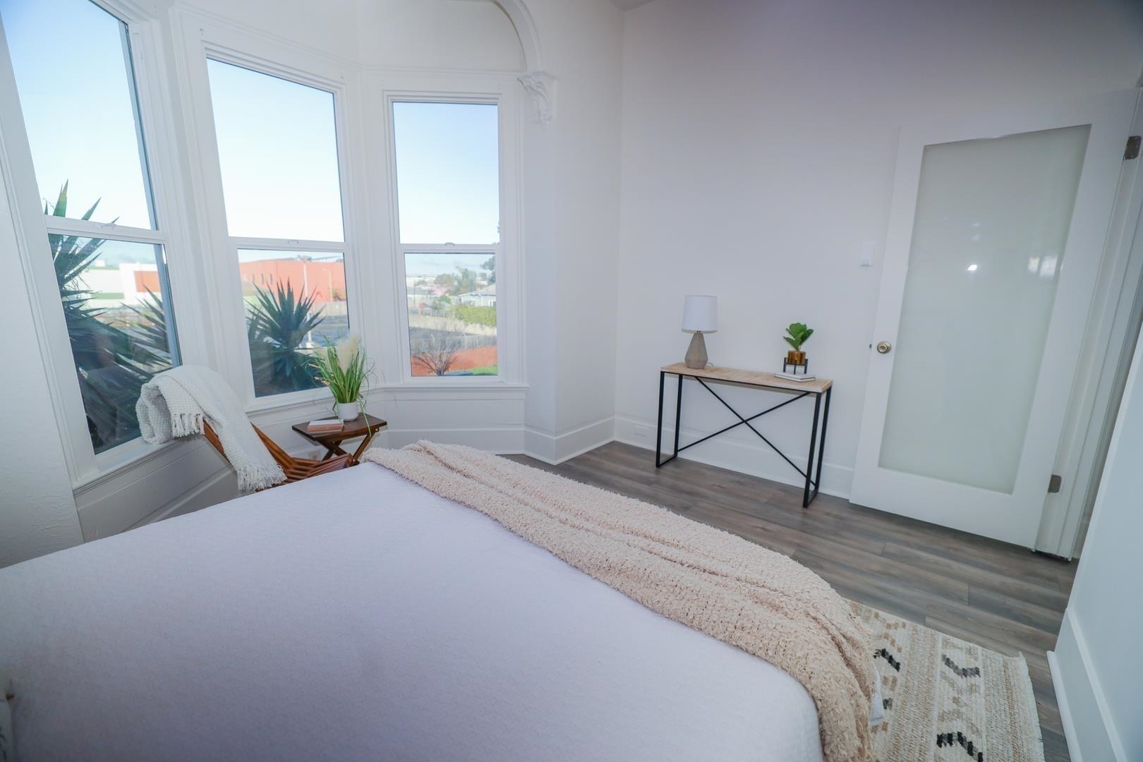 Detail Gallery Image 12 of 43 For 1432 Union St, Oakland,  CA 94607 - – Beds | – Baths