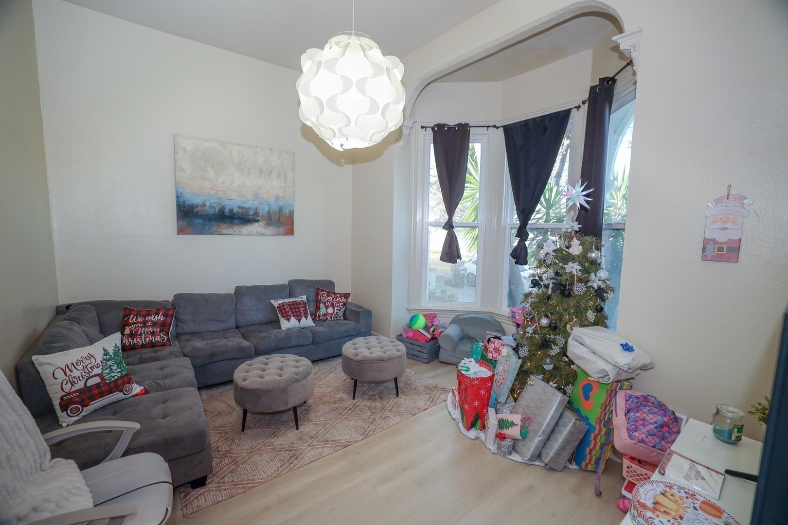 Detail Gallery Image 17 of 45 For 1432 Union St, Oakland,  CA 94607 - – Beds | – Baths